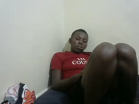 Snapshot of cute_avy0 chatting on 07-13-26, 03:48 cute avy0 online show from 07-13-26, 03:48