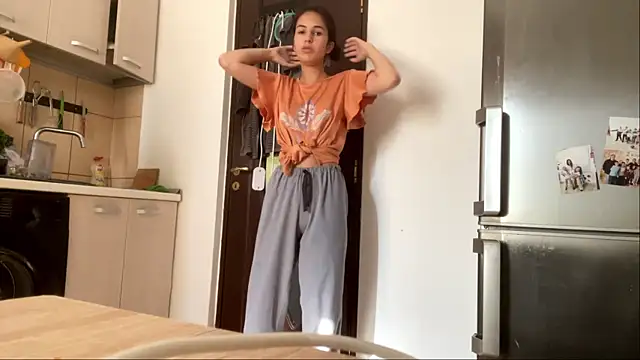 Snapshot of SindyKay chatting on 07-15-26, 05:23 SindyKay online show from 07-15-26, 05:23