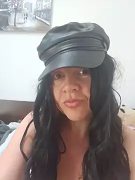 Snapshot of Badddie56 chatting on 05-31-26, 11:28 Badddie56 online show from 05-31-26, 11:28
