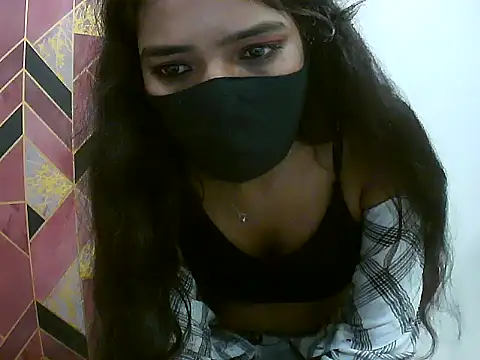 Hot-Roshni online show from 06-07-26, 07:17