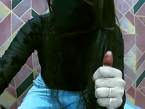 Hot-Roshni online show from 06-15-26, 06:10