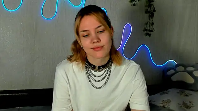 Snapshot of Milena_Stasym chatting on 07-03-26, 06:09 Milena Stasym online show from 07-03-26, 06:09