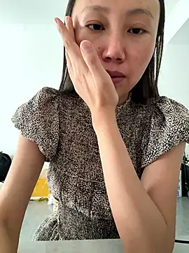 Snapshot of Xiao_Mao_meow chatting on 06-06-26, 03:33 Xiao Mao meow online show from 06-06-26, 03:33