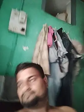 Snapshot of mature_boy_patna chatting on 06-27-26, 05:45 mature boy patna online show from 06-27-26, 05:45