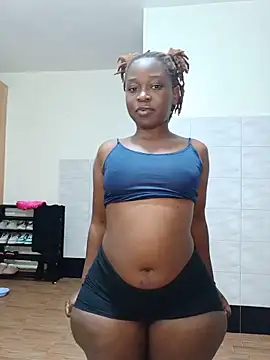 Snapshot of Ssexyie_juls chatting on 06-19-26, 02:54 Ssexyie juls online show from 06-19-26, 02:54