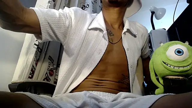 Snapshot of Brendt_Hotx chatting on 07-15-26, 11:10 Brendt Hotx online show from 07-15-26, 11:10