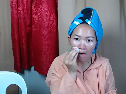 urpretty hotmama online show from 07-16-26, 06:08