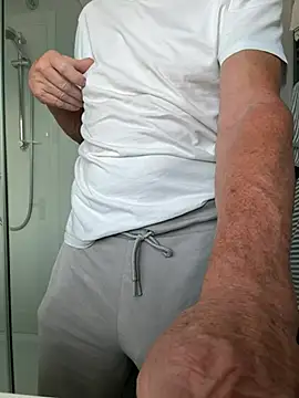 Erexsean66 online show from 07-02-26, 04:46