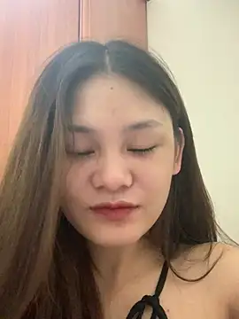 Snapshot of Weevi10 chatting on 07-15-26, 02:00 Weevi10 online show from 07-15-26, 02:00