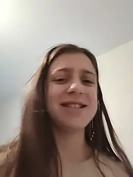 Snapshot of Eileenmurrr chatting on 07-13-26, 04:15 Eileenmurrr online show from 07-13-26, 04:15