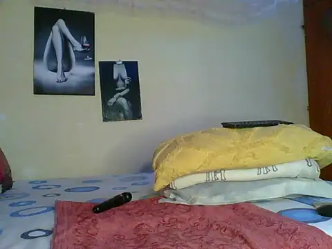 Snapshot of Cute_zora chatting on 07-15-26, 02:55 Cute zora online show from 07-15-26, 02:55