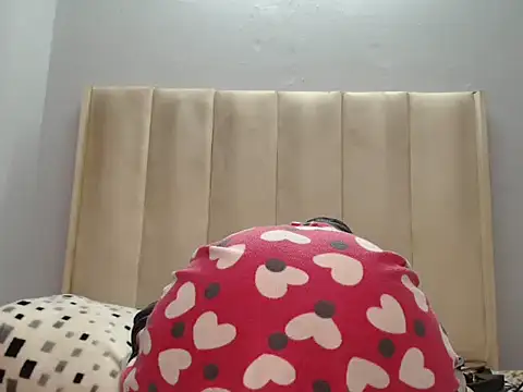 QueenZara 202 online show from 07-04-26, 05:02