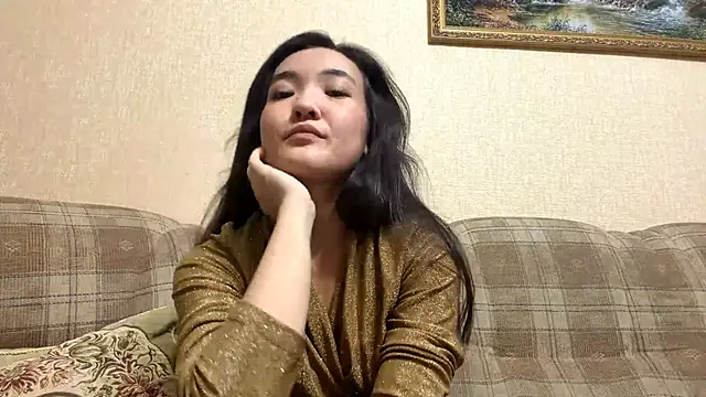 Snapshot of YolandaBalbuena chatting on 06-13-26, 03:54 YolandaBalbuena online show from 06-13-26, 03:54