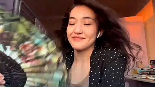 Snapshot of YolandaBalbuena chatting on 06-14-26, 03:14 YolandaBalbuena online show from 06-14-26, 03:14