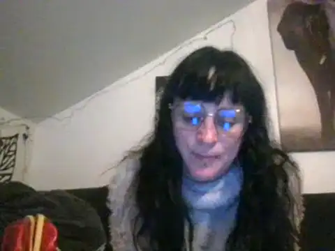 Snapshot of sexujuly88 chatting on 12-11-24, 10:27 sexujuly88 online show from 12-11-24, 10:27