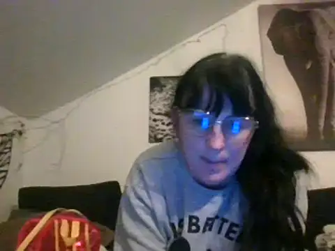 Snapshot of sexujuly88 chatting on 01-10-25, 10:25 sexujuly88 online show from 01-10-25, 10:25