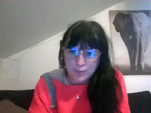 Snapshot of sexujuly88 chatting on 01-13-25, 07:11 sexujuly88 online show from 01-13-25, 07:11