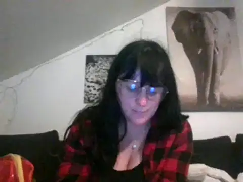 Snapshot of sexujuly88 chatting on 01-26-25, 09:29 sexujuly88 online show from 01-26-25, 09:29