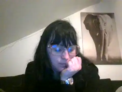 Snapshot of sexujuly88 chatting on 02-28-25, 09:44 sexujuly88 online show from 02-28-25, 09:44