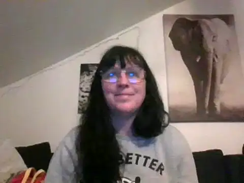 Snapshot of sexujuly88 chatting on 03-05-25, 10:21 sexujuly88 online show from 03-05-25, 10:21