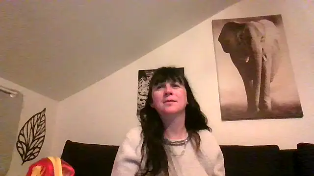 Snapshot of sexujuly88 chatting on 04-21-26, 09:06 sexujuly88 online show from 04-21-26, 09:06