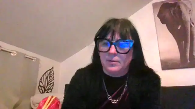 Snapshot of sexujuly88 chatting on 05-17-26, 09:00 sexujuly88 online show from 05-17-26, 09:00