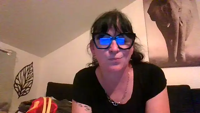 Snapshot of sexujuly88 chatting on 05-25-26, 09:32 sexujuly88 online show from 05-25-26, 09:32