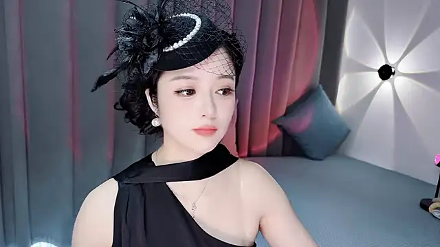Snapshot of Momo-Wow chatting on 07-16-26, 05:35 Momo-Wow online show from 07-16-26, 05:35