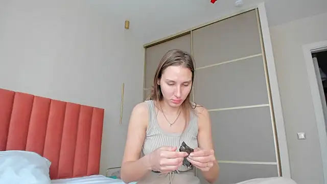 Snapshot of SofiClimbing chatting on 01-02-25, 06:18 SofiClimbing online show from 01-02-25, 06:18