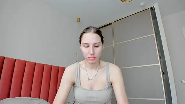 Snapshot of SofiClimbing chatting on 03-04-25, 04:38 SofiClimbing online show from 03-04-25, 04:38