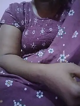 Snapshot of Tamilvalarmathi chatting on 06-29-26, 05:35 Tamilvalarmathi online show from 06-29-26, 05:35