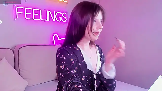 Violeta Paul online show from 06-11-26, 02:53