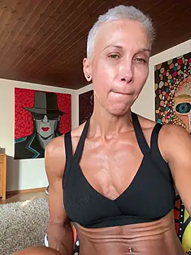 GymQueenCarmen online show from 07-19-26, 05:11