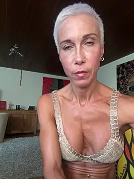 GymQueenCarmen online show from 07-20-26, 11:23