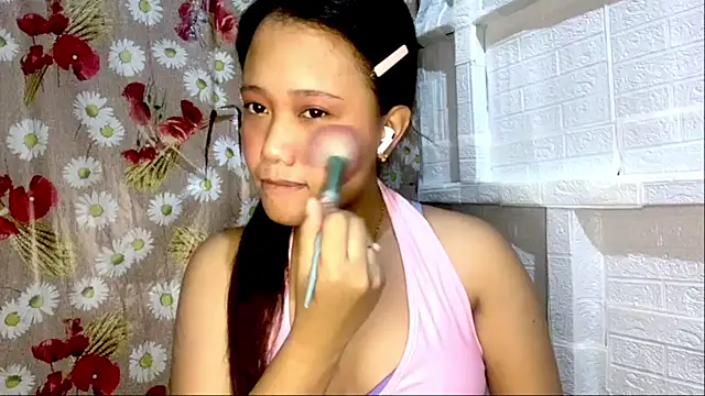Snapshot of Abegail2221 chatting on 07-16-26, 12:22 Abegail2221 online show from 07-16-26, 12:22
