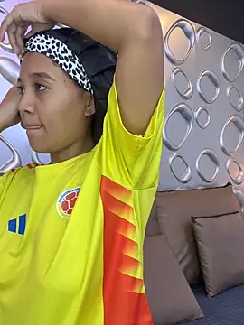 Scarlet-Muse online show from 06-27-26, 11:26