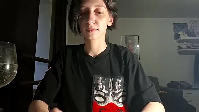 secrettt poison online show from 07-07-26, 04:00