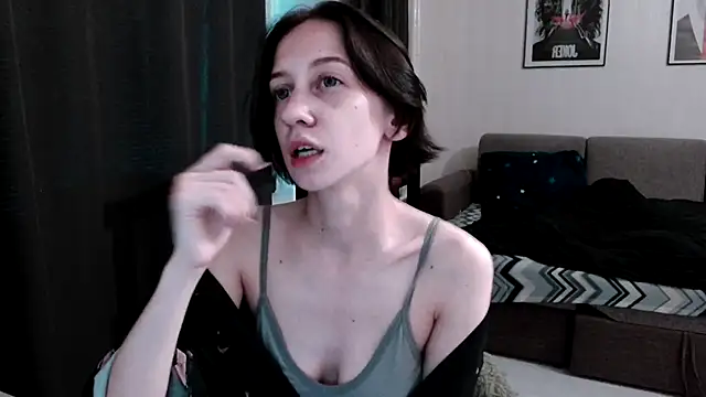 secrettt poison online show from 07-12-26, 04:20