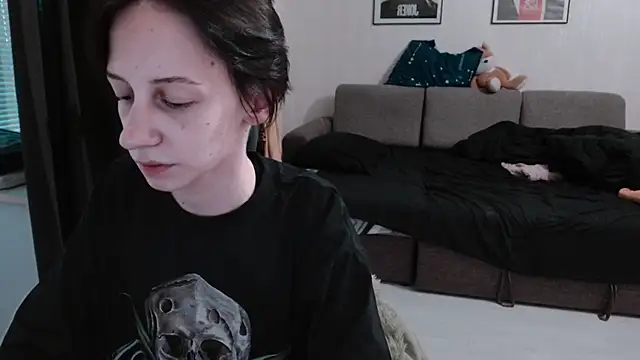secrettt poison online show from 07-18-26, 04:22