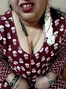 Snapshot of silky_rose29 chatting on 06-12-26, 07:40 silky rose29 online show from 06-12-26, 07:40