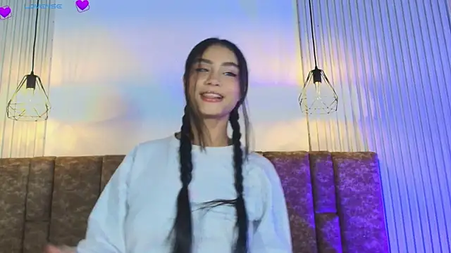 KENNIA SWEETIEE online show from 06-17-26, 11:23