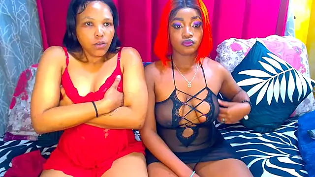 Goldenbutchy23 online show from 07-10-26, 03:44