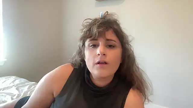 maddiliz online show from 10-15-25, 06:52