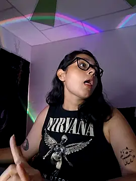 Snapshot of Miss_kittyX chatting on 07-14-26, 12:46 Miss kittyX online show from 07-14-26, 12:46