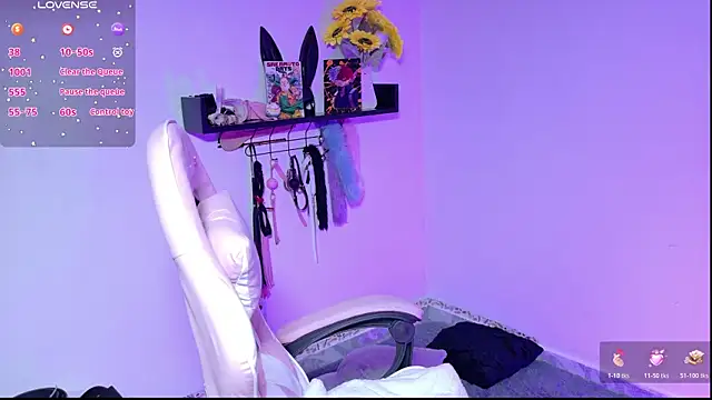 Snapshot of Meow_cat4 chatting on 07-15-26, 06:13 Meow cat4 online show from 07-15-26, 06:13