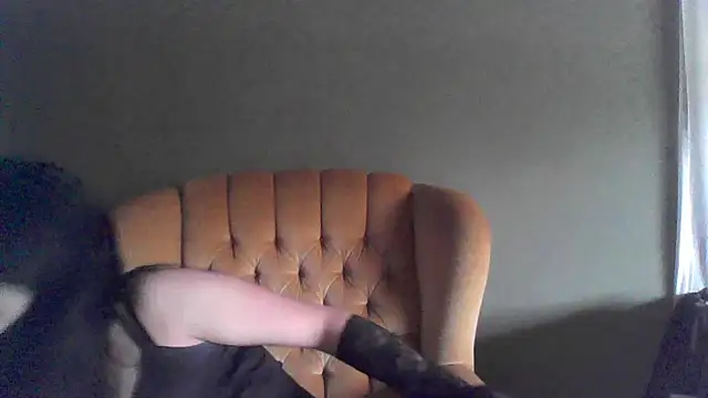 Snapshot of RileyTight chatting on 07-20-26, 10:07 RileyTight online show from 07-20-26, 10:07