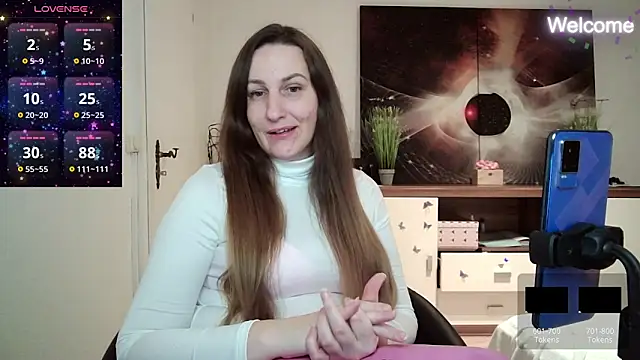 Snapshot of Yevgeshka-Milashka chatting on 02-19-25, 05:16 Yevgeshka-Milashka online show from 02-19-25, 05:16