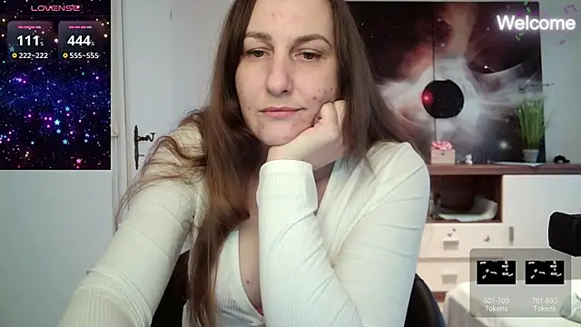 Snapshot of Yevgeshka-Milashka chatting on 02-26-25, 06:47 Yevgeshka-Milashka online show from 02-26-25, 06:47