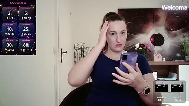 Snapshot of Yevgeshka-Milashka chatting on 03-09-25, 05:49 Yevgeshka-Milashka online show from 03-09-25, 05:49