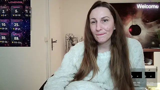 Snapshot of Yevgeshka-Milashka chatting on 03-22-25, 05:41 Yevgeshka-Milashka online show from 03-22-25, 05:41